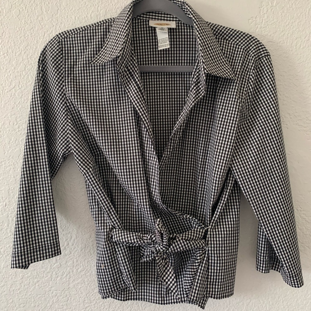 Wrap plaid top